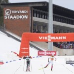 Enger Kampf: Vinzenz Geiger (GER), Jarl Magnus Riiber (NOR), (l-r)