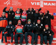 Team Deutschland: David Mach (GER), Trine Goepfert (GER), Jenny Nowak (GER), Nathalie Armbruster (GER), Johannes Rydzek (GER), Coach Eric Frenzel (GER), Physio Nina Jung (GER), Coach Constantin Kreiselmeyer (GER), (l-r), Richard Stenzel (GER), Simon Mach (GER), Coach Kai Bracht (GER), Coach Florian Aichinger (GER), (unten, l-r)