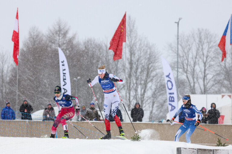 Yuna Kasai (JPN), Ingrid Laate (NOR), Minja Korhonen (FIN), (l-r)