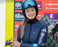 Maja Loh (GER) durfte als Einzige springen und kurz auf dem Stuhl der Führenden Platz nehmen.