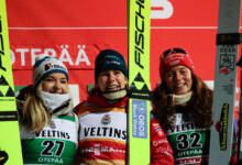 Die Massenstart-Siegerinnen: Minja Korhonen (FIN), Ida Marie Hagen (NOR), Nathalie Armbruster (GER), (l-r)