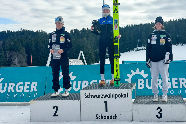 Masa Likozar Brankovic (SLO), Karina Kozlova (UKR), Tia Malovrh (SLO) (l-r)