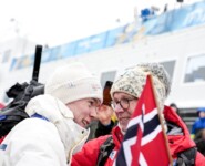 Jens Luraas Oftebro (NOR) mit seinem Vater