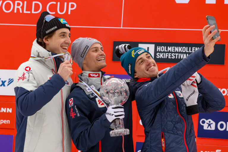 Top 3 Massenstart: Thomas Rettenegger (AUT), Johannes Lamparter (AUT), Stefan Rettenegger (AUT), (l-r)