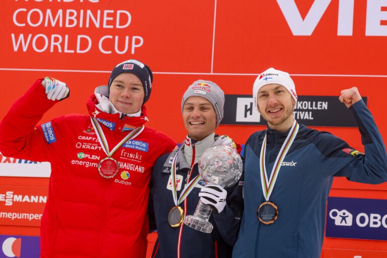 Top 3 Compact-Weltcup: Jens Luraas Oftebro (NOR), Johannes Lamparter (AUT), Ilkka Herola (FIN), (l-r)