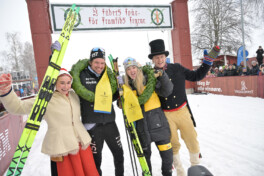 102. Vasaloppet: Oskar Kardin veredelt perfekte Teamarbeit, Emilie Fleten holt Hattrick