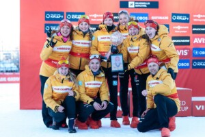 Nathalie Armbruster, Ronja Loh, Svenja Würth, Trine Göpfert, Jenny Nowak, Maria Gerboth (oben, l-r), Nina Jung, Tim Kopp, Florian Aichinger (unten, l-r), Foto: Cindy Haasch
