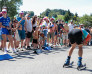 Zahlreiche Zuschauer säumten die Strecke in Chaux-Neuve (FRA).