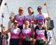 Die Tagessiegerinnen: Nathalie Armbruster (GER), Ema Volavsek (SLO), Katharina Gruber (AUT), Daniela Dejori (ITA), Masa Likozar Brankovic (SLO), Joanna Kil (POL), (l-r)
