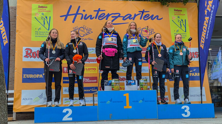 Ronja Loh (SVSAC I), Jenny Nowak (SVSAC I), Nathalie Armbruster (SBW I), Amelie Steiner (SBW I), Maria Gerboth (TSV), Cindy Haasch (TSV), (l-r)