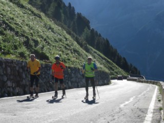 mo-die-maennergruppe-auf2200m